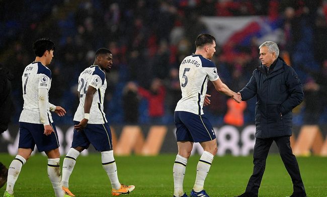 世体：布鲁日主场可容纳近30000人，巴萨将有1300名球迷助威